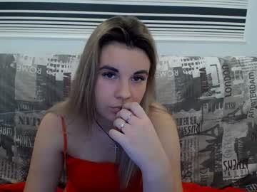 juicy_strawberry chaturbate