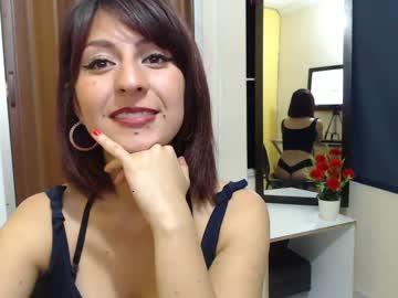 jullian_honey chaturbate