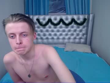 junior_warhol chaturbate