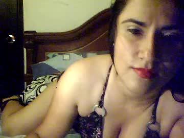 kary_jenniffer chaturbate