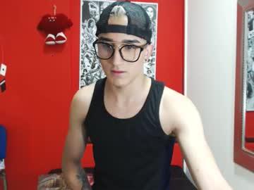 kenlatin20 chaturbate