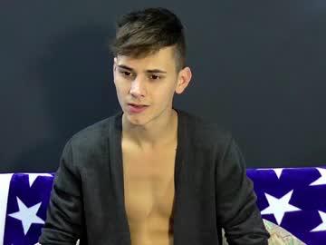 kevinfany19 chaturbate