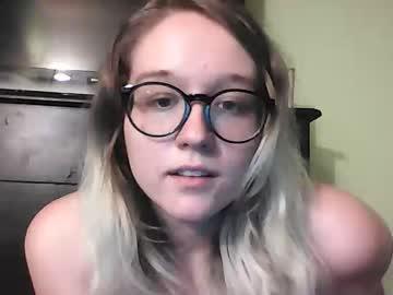 kezzigarms chaturbate