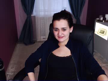 kira_yammy chaturbate