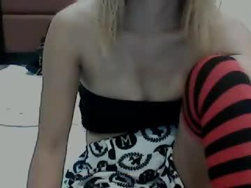 kitty_pussy16 chaturbate