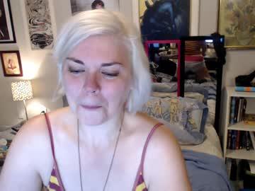 koshka_dinosaur chaturbate