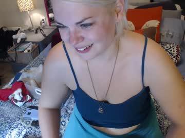 koshka_dinosaur chaturbate