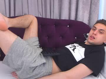 kriss_hardy_ chaturbate