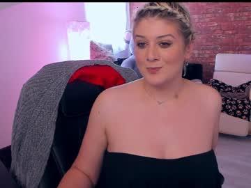 kristieellix chaturbate