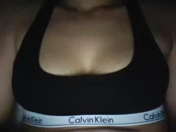 kylielovexx chaturbate