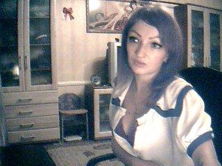 Lady-23 bongacams