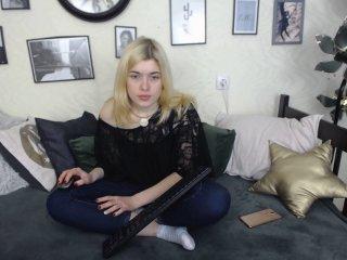 LaraJames bongacams