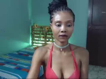 latinachloe chaturbate