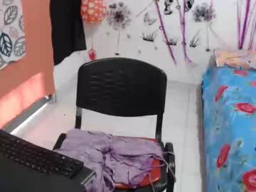 latinagirlwonder chaturbate