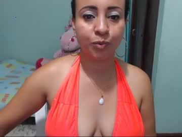 latinavicky chaturbate