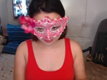 laura_pu5ini chaturbate