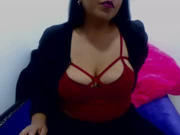 leah03 chaturbate