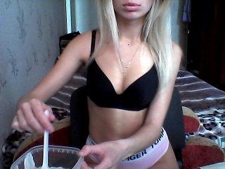 LeilaBlonde bongacams