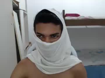 leoguii chaturbate