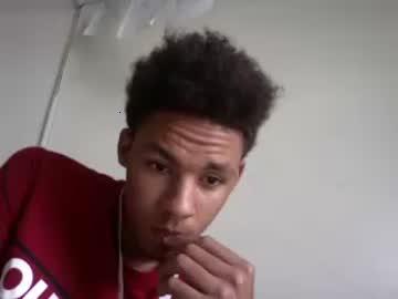 lightskin_boi chaturbate