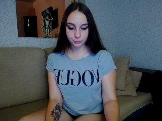 LindaCherry bongacams