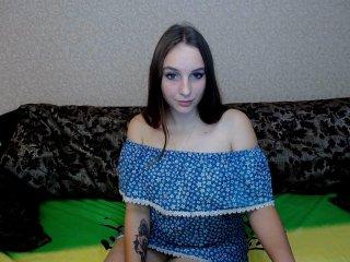 LindaCherry bongacams