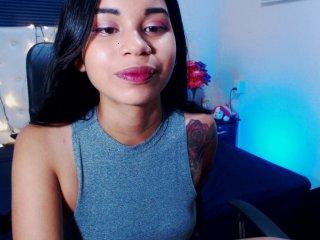 linda-lucia bongacams