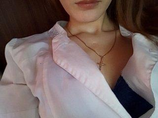 Lisaolesya bongacams