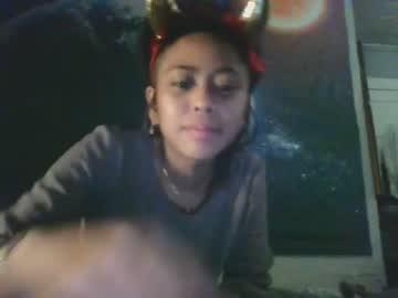 little_angel_fxck chaturbate