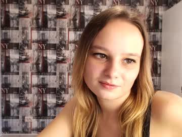 little_mia18 chaturbate