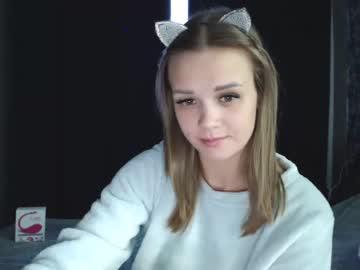 little_miss_caitlin chaturbate