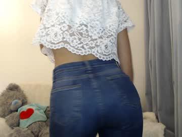 little_sophia_18 chaturbate