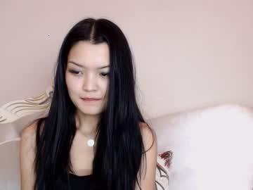 littlelarra chaturbate