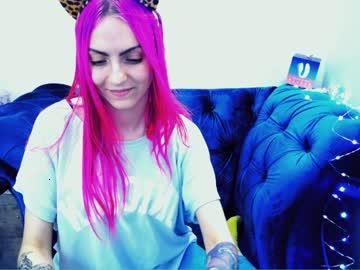 lucyhugs chaturbate