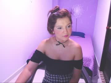 luna_collins_ chaturbate