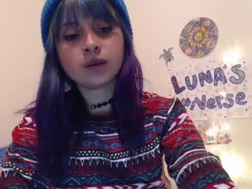 lunarainbow23 chaturbate