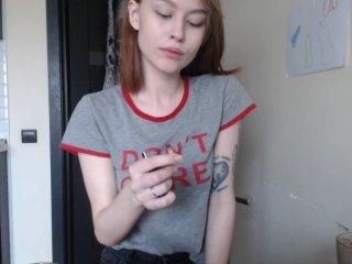 LuvlyKitten bongacams