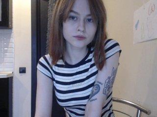 LuvlyKitten bongacams