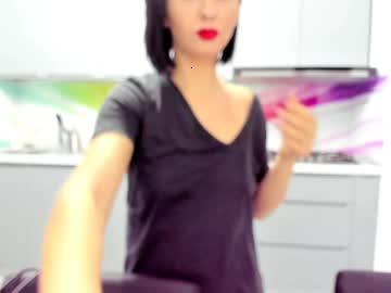 lya_xxx chaturbate