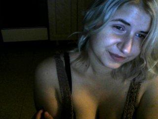 MaidenLise bongacams