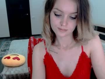 mayerjulia chaturbate