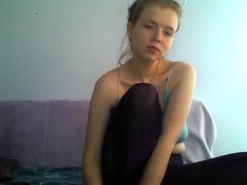 melina_strawberry chaturbate