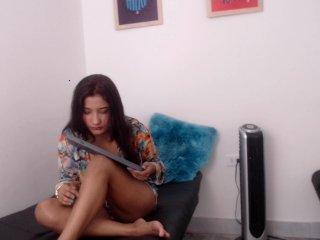 MiaJones bongacams