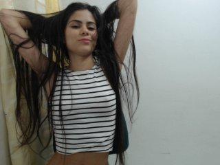 mia-lohan bongacams