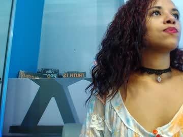 mia_robertt chaturbate