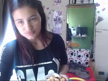 miahernandez17 chaturbate