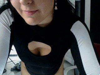 michellelovee bongacams