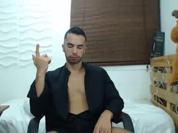 miguel_santorini chaturbate