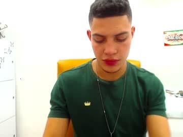 mike_moos1 chaturbate