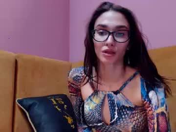 mikkimiss chaturbate